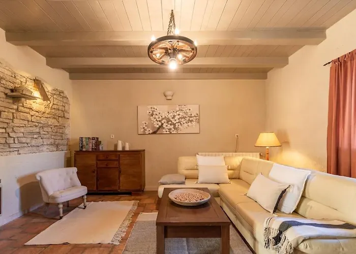 Pepi By Istrialux * Pulici