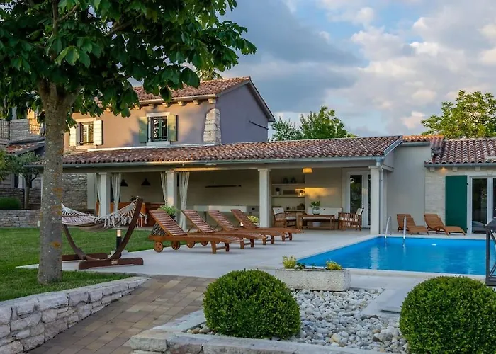 Pepi By Istrialux Pulici