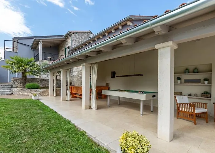 Pepi By Istrialux * Pulici